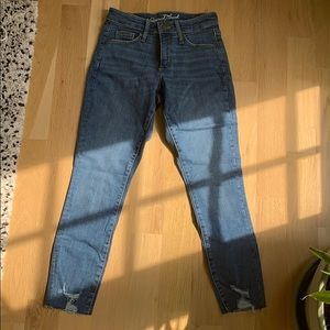 Universal thread jeans